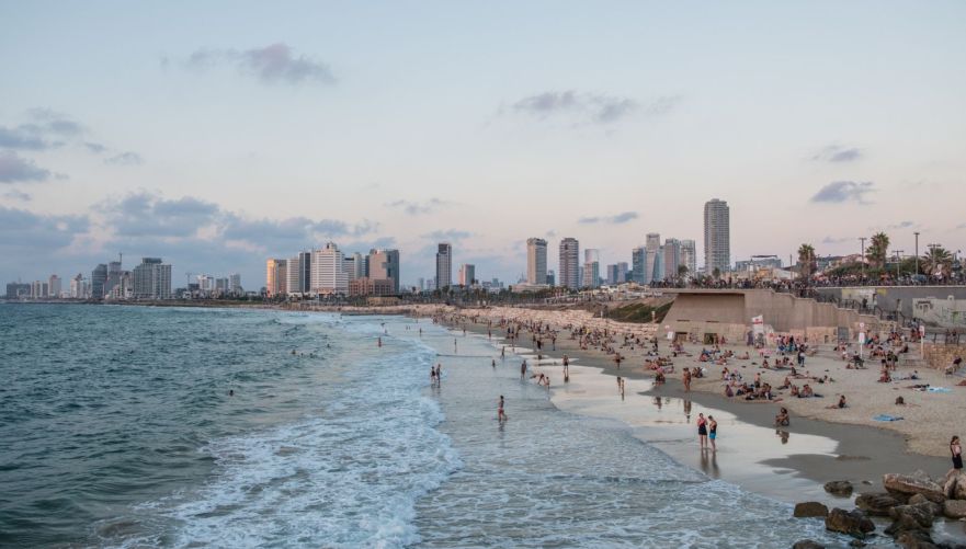 חוף צ'ארס קלור | צילום: באדיבות אברהם הוסטל
