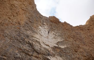 טיול סנפלינג בנחל חצצון- 