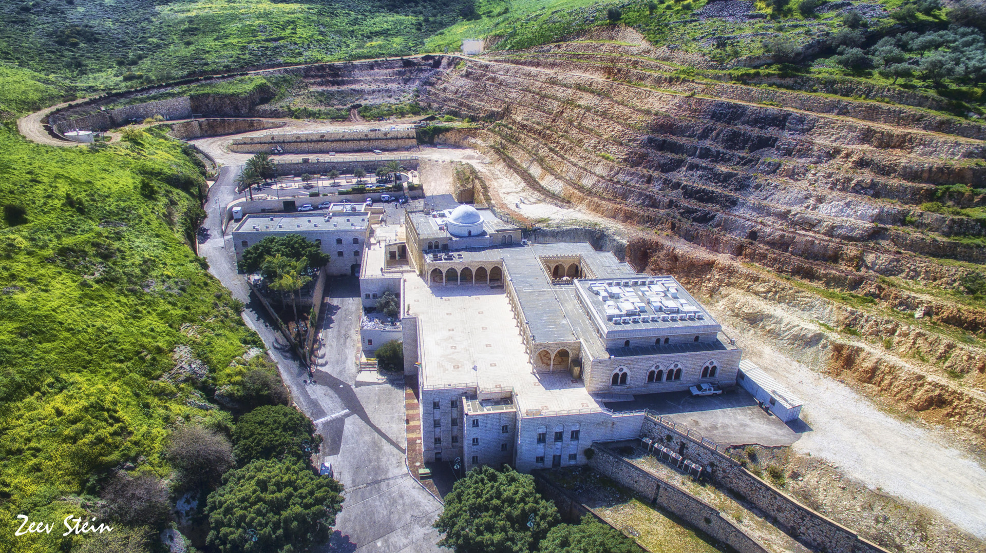מתחם נבי שועייב. צילום: זאב שטיין, מתוך אתר פיקיויקי