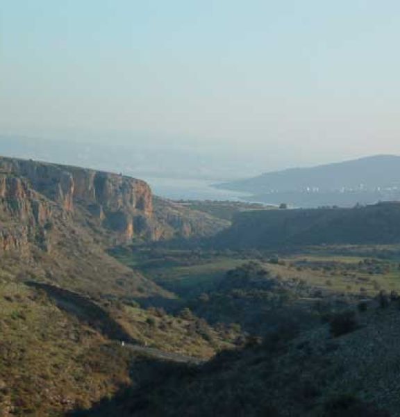 תמונה של בעקבות אוצרות המקדש בנחל עכברה - למטייל בישראל (טיולי)