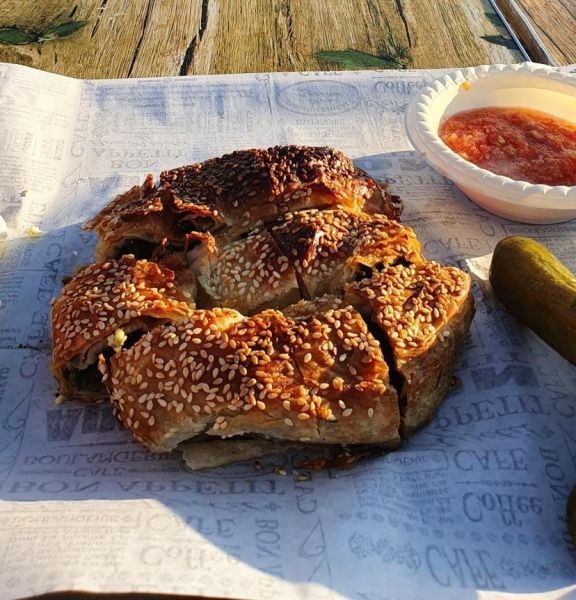 תמונה של מונק: עגלת קפה במצפור ארבל - למטייל בישראל (טיולי)
