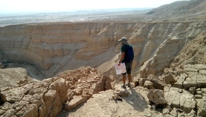 נקודת התצפית מעל נחל צפית - נחל תמר-צפית: אתגר בשטח בדרום ים המלח (1)