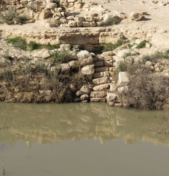 תמונה של בור חמת: פינה מדברית מקסימה ליד מצפה רמון - למטייל בישראל (טיולי)