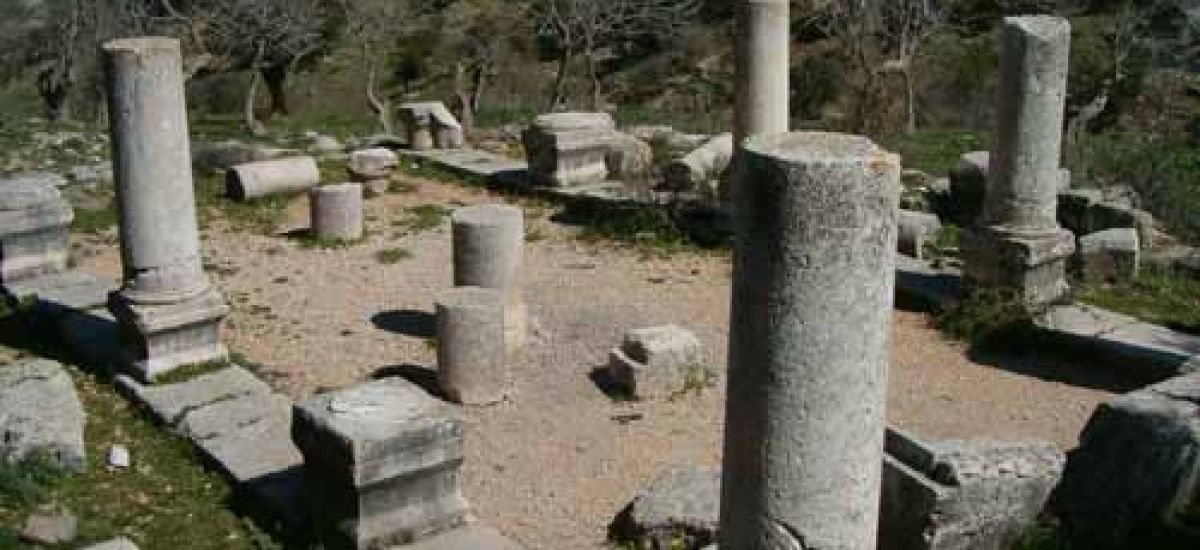 בית הכנסת העתיק בגוש חלב - מיעוטים בגליל ושיעור בארמית - יותם יעקובסון (1)