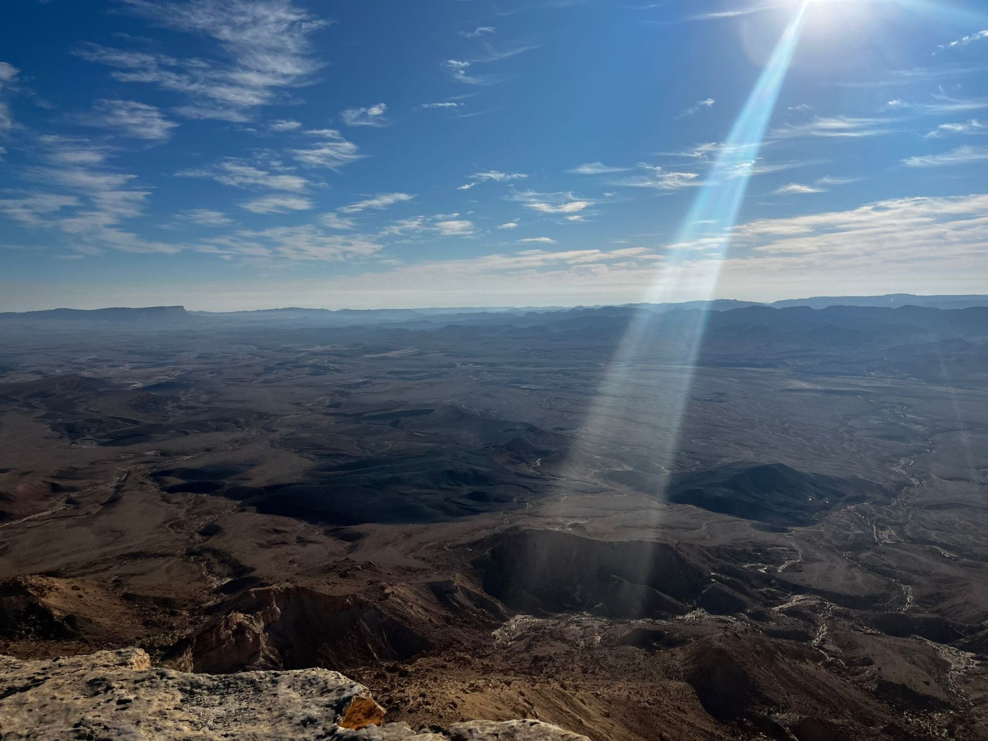 תצפית מכתש רמון. צילום: אביב בצון