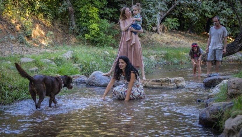 קמפינג דפנה - קמפינג בצפון באביב: מקום הלינה המושלם לצאת ממנו לטיול בצפון (1)