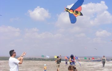 מקבלים את השנה החדשה עם עפיפונים בבית גוברין (2)