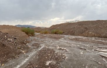 נחל שחמון באילת, זורם אחרי הגשמים במרחב - הטבע חוגג את הסתיו: רבבות טיילו בסופ