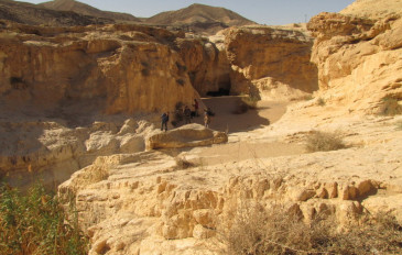 עין ירקעם בסוף הקיץ - עין ירקעם (3)
