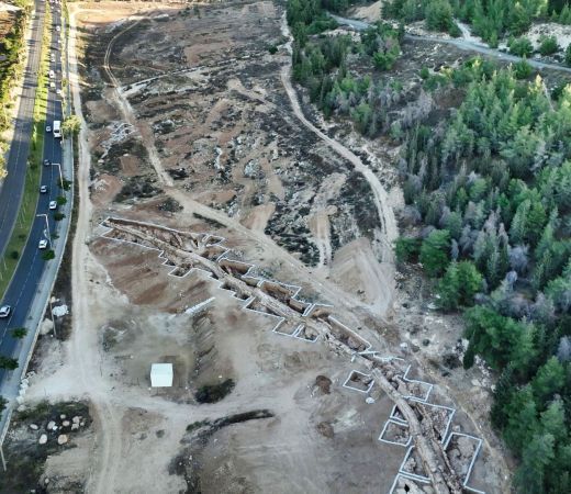 תמונה של מהחשמונאים ועד העות'מאנים: נחשפה אמת המים לבית המקדש - למטייל בישראל (טיולי)