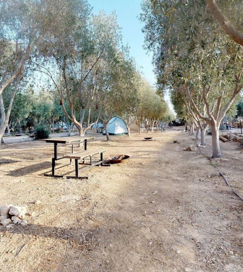 חאן נחל חווארים: אתר קמפינג בדרום