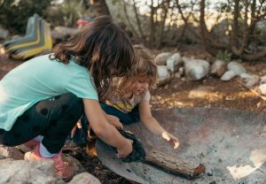 קמפינג בחברותא: אנשים,טבע ושלווה