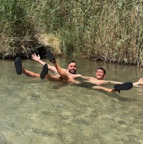 קופצים למים: המסע מגיע לעמק המעיינות