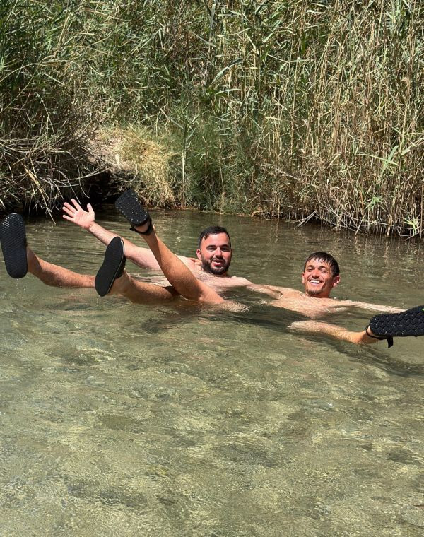 תמונה של קופצים למים: המסע מגיע לעמק המעיינות - למטייל בישראל (טיולי)