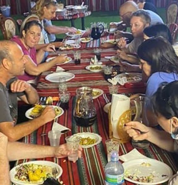תמונה של חוויה אותנטית עם אנשארח אבו-עמאר: סיורים מרתקים  וסדנאות מיוחדות בלקייה - למטייל בישראל (טיולי)
