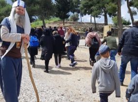 חול המועד מחוץ לבית