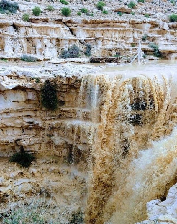 תמונה של אסון או תופעת טבע: איך לצפות בשיטפון בצורה בטוחה - למטייל בישראל (טיולי)
