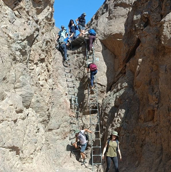 אחד שיודע: 7 מקטעים מומלצים בשביל ישראל