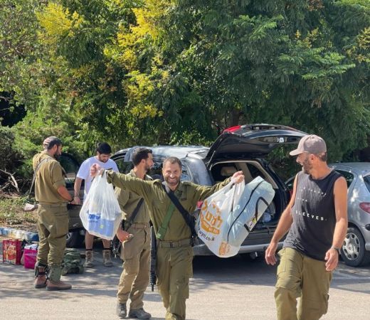 תמונה של פנסי ראש, ביגוד חם ומטענים: המוצרים החיוניים שנתרמו ללוחמים חוזרים למלאי! - למטייל בישראל (טיולי)