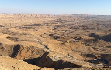 צפו: אריאל רון בשביל ישראל 4X4 | יום 4 - מסע לבקעת צין (3)