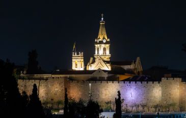 לטייל בעקבות האור: מסע לילי בין אתרים ובניינים מוארים בירושלים (3)
