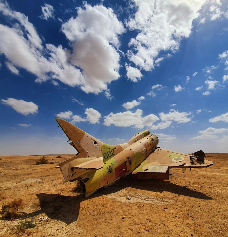 שרידי מטוסי חיל האוויר בשמורת הנחלים הגדולים | צילום: רועי פוקס