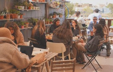 בורחים לדרום: שיא תיירים במצפה רמון בחול המועד פסח (3)