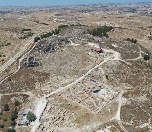 תמונה של בית כנסת, מערות מגורים ובתי בד: מה אפשר לראות בסוסיא הקדומה - למטייל בישראל (טיולי)