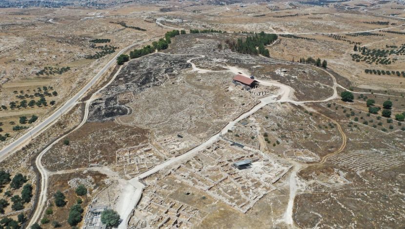 בית כנסת, מערות מגורים ובתי בד: מה אפשר לראות בסוסיא הקדומה (1)