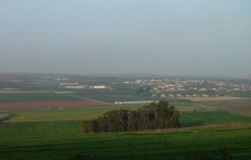תצפית אל עין יזרעאל מתל יזרעאל - מתל יזרעאל לעין יזרעאל (2)