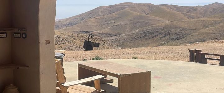 חאן  אצל רותי בחווה (1)