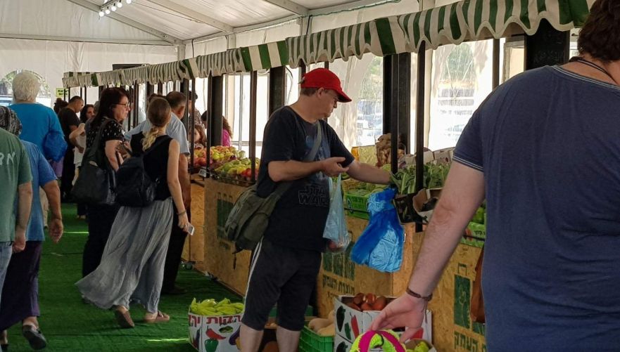 תוצרת העמק, מתחם צים סנטר, עמק המעיינות, בית שאן, צילום: דוברות מועצה אזורית עמק המעיינות