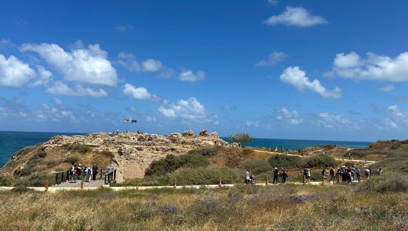 אפולוניה - הישראלים חזרו בסוכות אל הטבע: עלייה במספר המבקרים בשמורות והגנים הלאומיים (1)