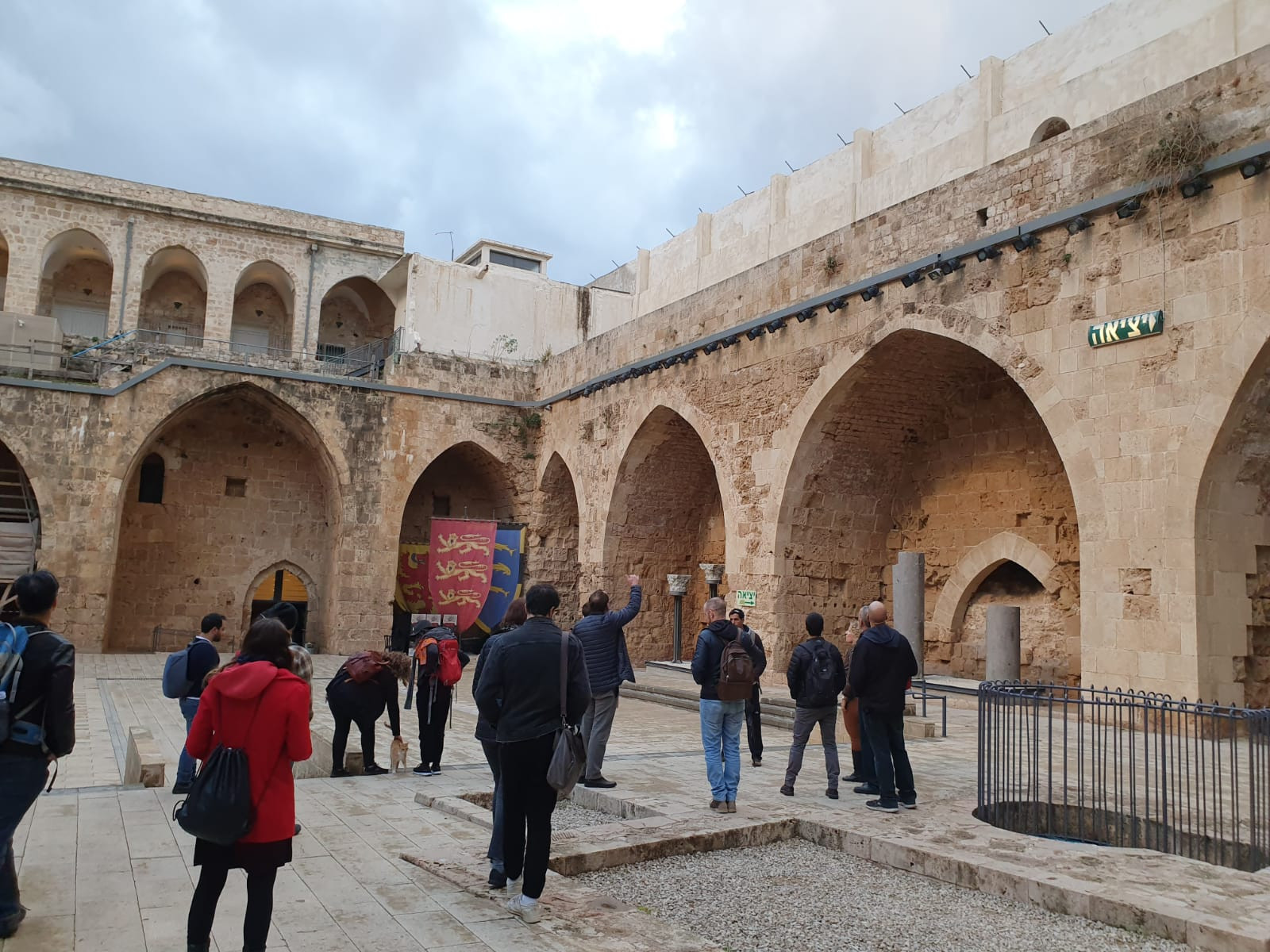 אולמות האבירים בעכו