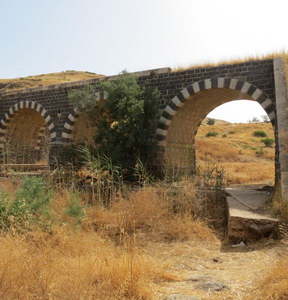 תמונה של גשר רכבת העמק על נחל יששכר - למטייל בישראל (טיולי)
