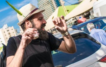 כל סיור מלווה בצ'ייסרים - טעמים ריחות ותרבויות - סיור קולינרי בשוק הכרמל (2)