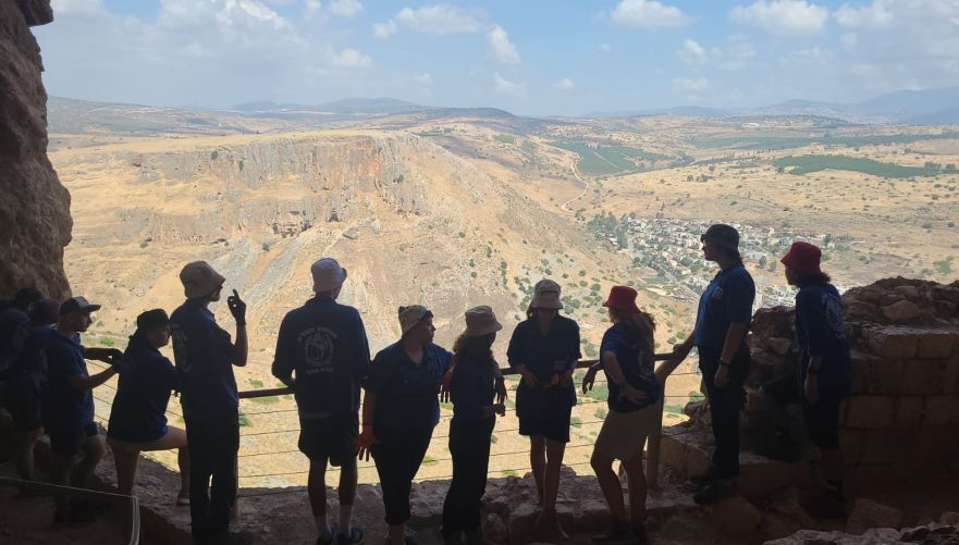 מקרני חיטין למצוק הארבל: שני מסלולים קצרים שמתחברים לטיול ארוך - נצרת ...
