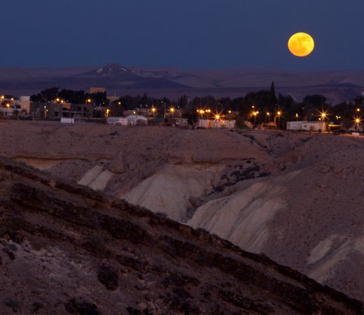 תמונה של תשכחו מהמזגן והבריכה: המרענן הרשמי של הקיץ נמצא דווקא במדבר - למטייל בישראל (טיולי)