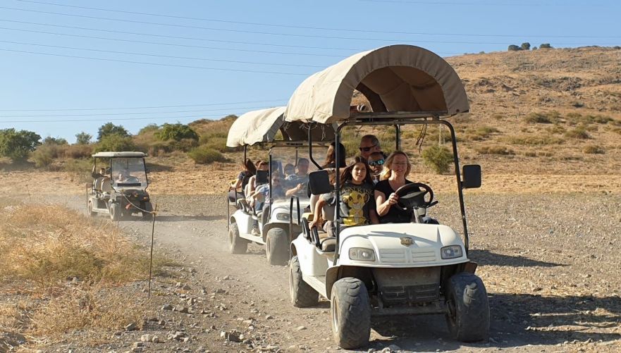 מתגלגלים ונהנים | צילום: באדיבות מרכבות הירדן