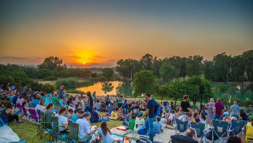 מוסיקה מול האגם: מופעי קיץ בגן הלאומי ירקון תל אפק (1)