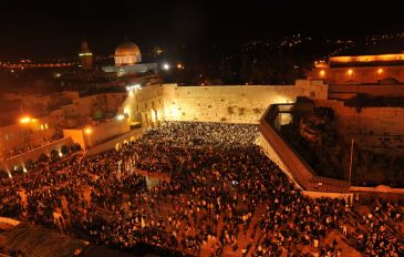 סיורי הקרן למורשת הכותל: שלל סיורי סליחות בירושלים (3)