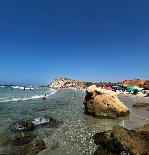 תמונה של חוף גדור ושמורת הטבע תל גדור - למטייל בישראל (טיולי)