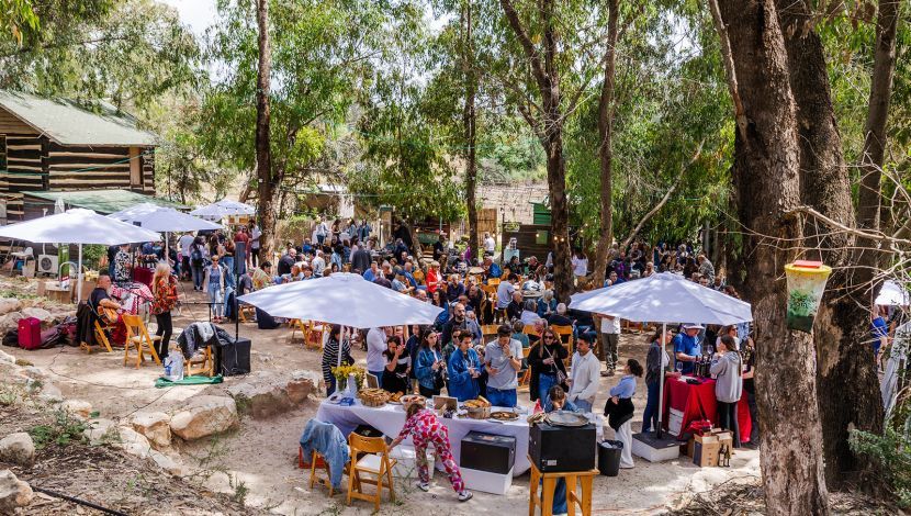 בהשתתפות שישה יקבי בוטיק: יריד 