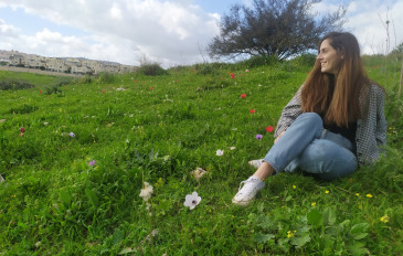 עמק השלום: שביל הכלניות הצבעוניות של יקנעם (2)