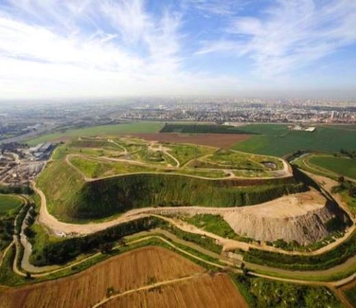 תמונה של המועמדים שלנו: אתרים שעושים כבוד למנהיגי העבר - למטייל בישראל (טיולי)