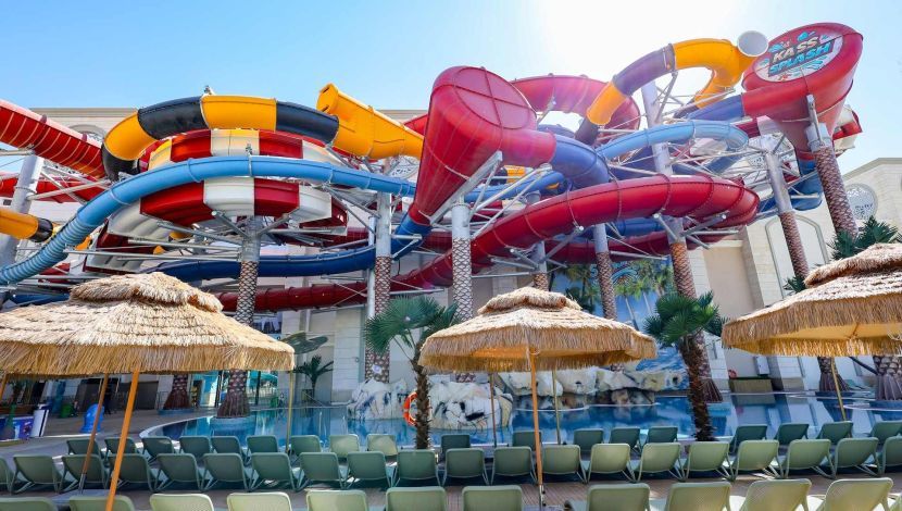 קאספלאש KASS SPLASH: פארק מים מקורה למשפחות (1)