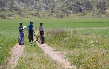''נקודת מוצא'' בשפלת יהודה - חרבת מדרס - נקודת חן ומסלול אופניים בשפלת יהודה (3)