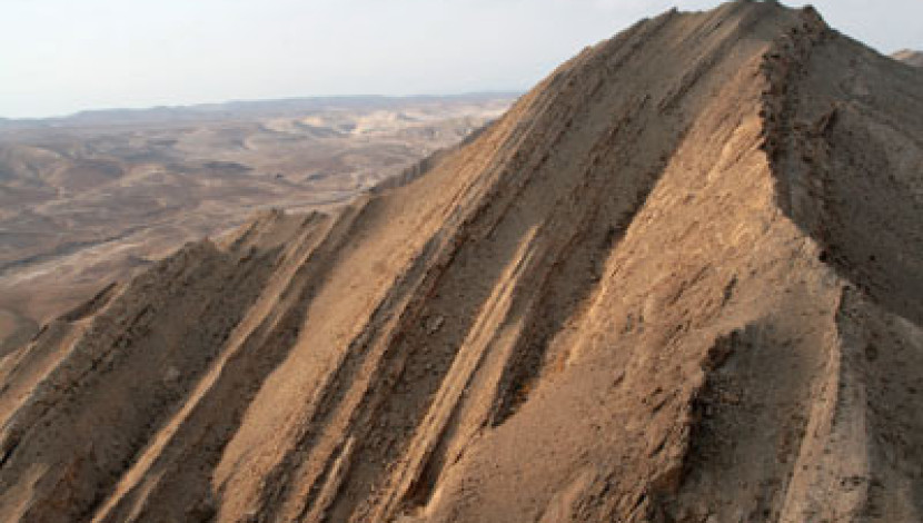 במרומי סנפיר גדול - חולות צבעוניים - סניפרים - ומים במדבר (1)