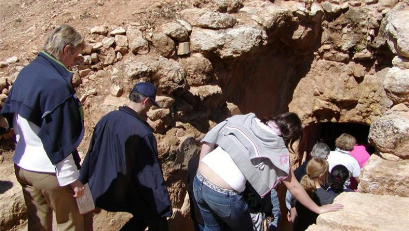 מערת יוחנן המטביל  (1)