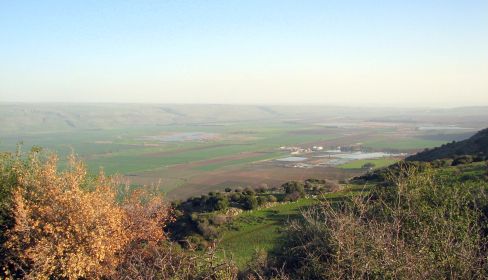 תמונה של מרמות נפתלי לעין אווזים - למטייל בישראל (טיולי)